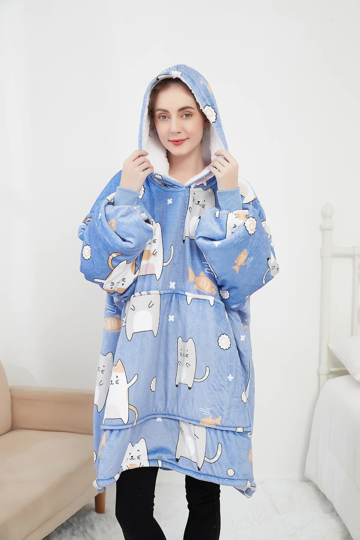 Blue Cat - Image 4